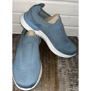 NWOB Propet Sz 11 2E Extra-wide B10 Unite Shoes Women's Slip-On Blue Knit Upper